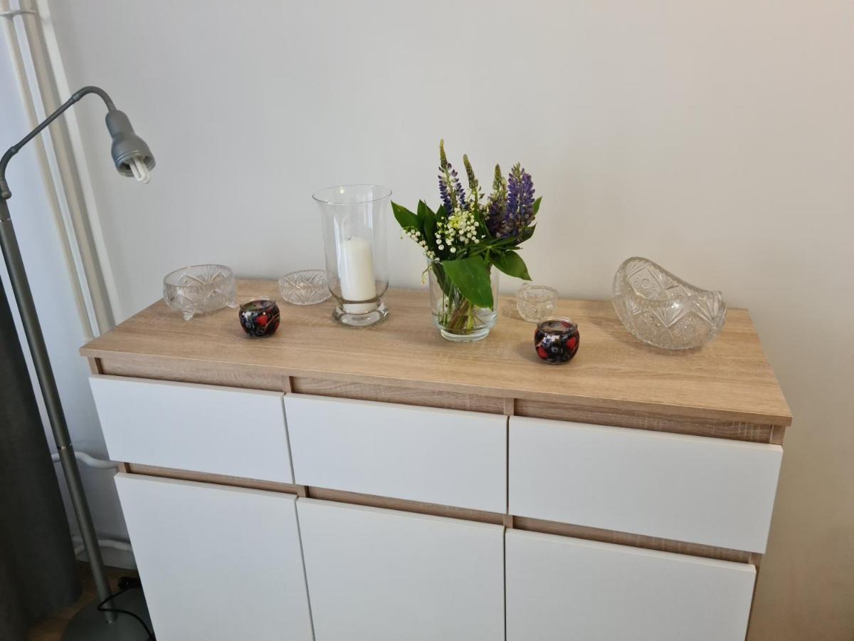 Apartament De Luxe Emily 옐레니아구라 외부 사진