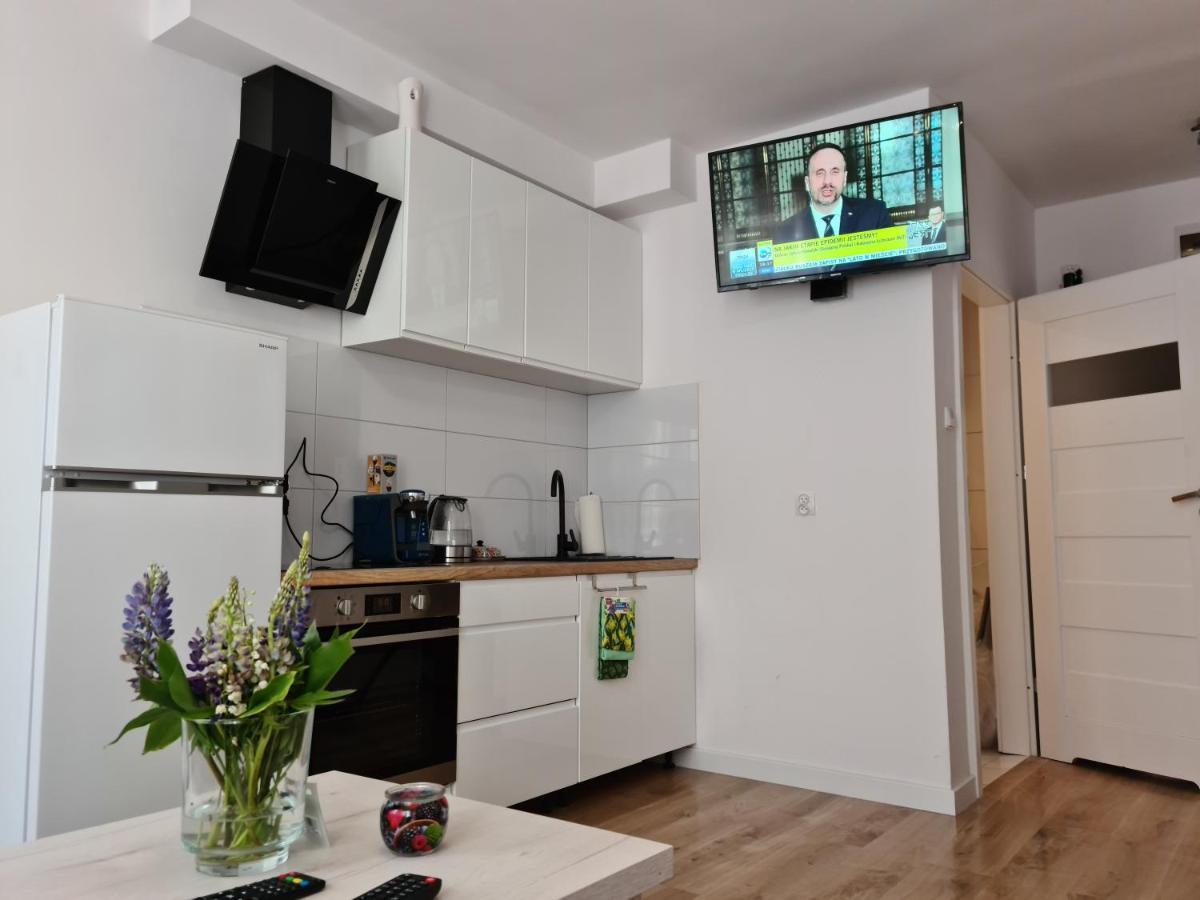 Apartament De Luxe Emily 옐레니아구라 외부 사진