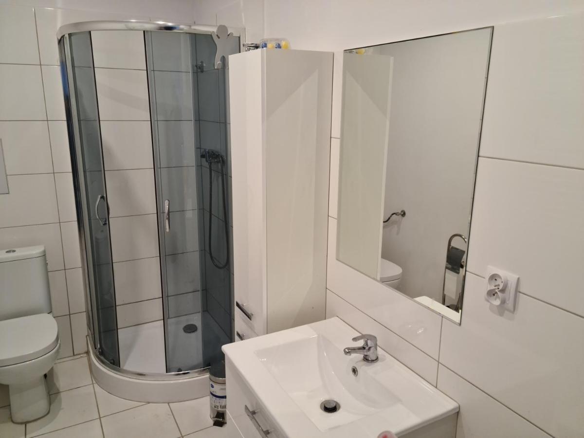 Apartament De Luxe Emily 옐레니아구라 외부 사진